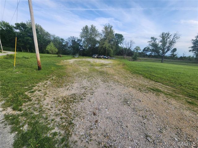 4907 Railway Lane, Farmington, MO 63640