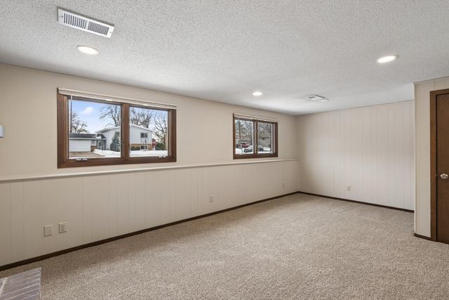 8033 Ewing Avenue N, Brooklyn Park, MN 55443