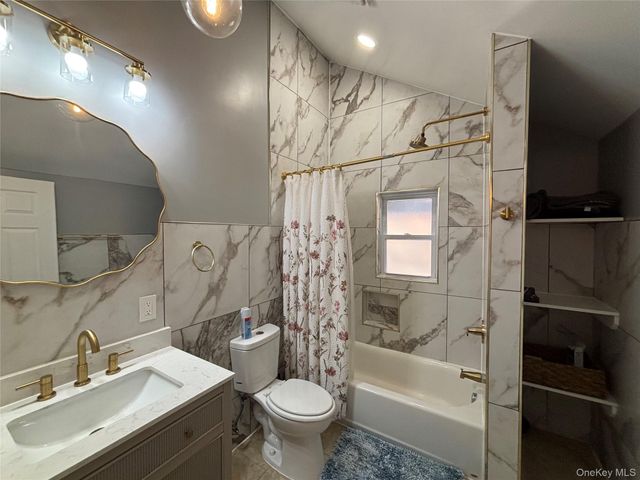 162 Dubois Street 3, Newburgh, NY 12550