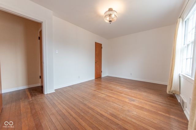 2429 Washington Street, Columbus, IN 47201