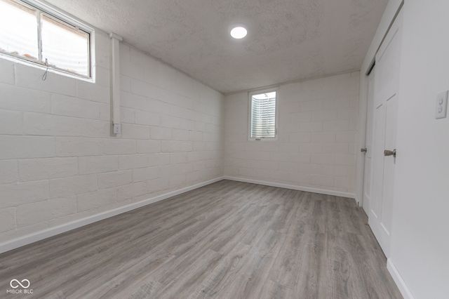 2429 Washington Street, Columbus, IN 47201