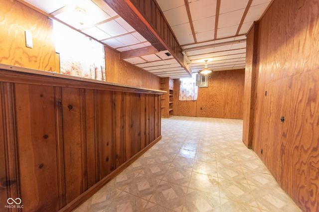 2429 Washington Street, Columbus, IN 47201