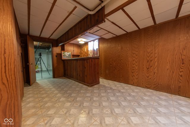 2429 Washington Street, Columbus, IN 47201