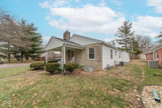 2429 Washington Street, Columbus, IN 47201