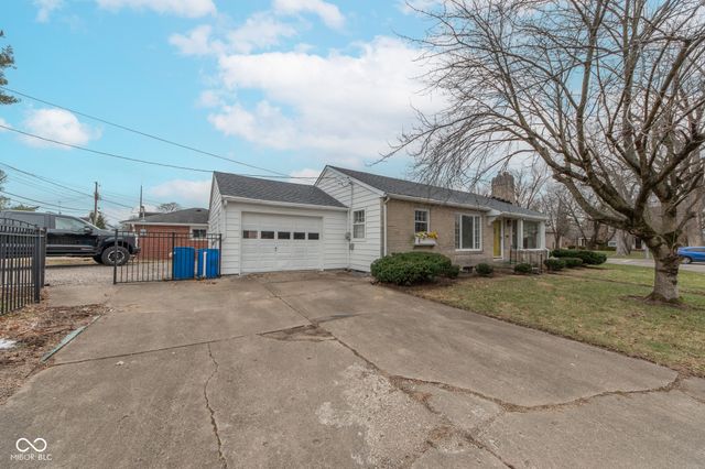 2429 Washington Street, Columbus, IN 47201