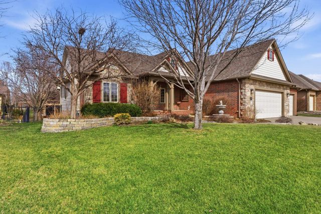 2533 N Loch Lomond Ct, Wichita, KS 67228