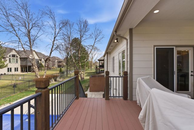 2533 N Loch Lomond Ct, Wichita, KS 67228