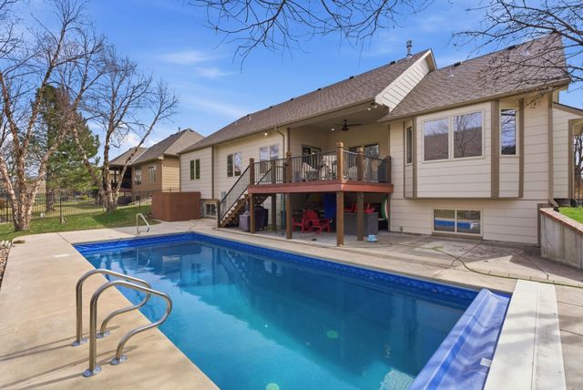 2533 N Loch Lomond Ct, Wichita, KS 67228