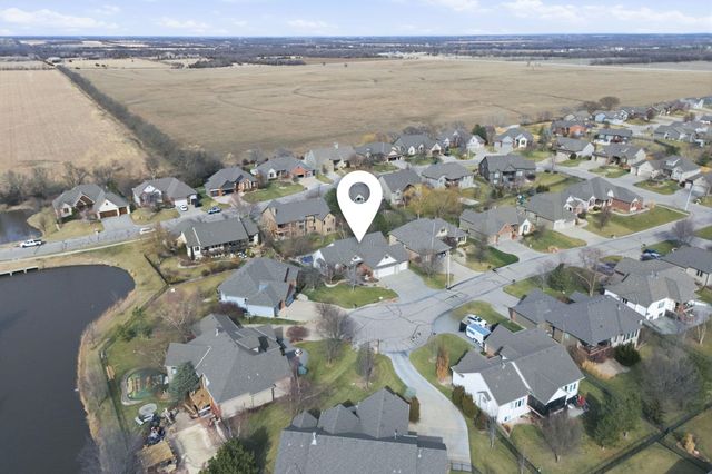 2533 N Loch Lomond Ct, Wichita, KS 67228
