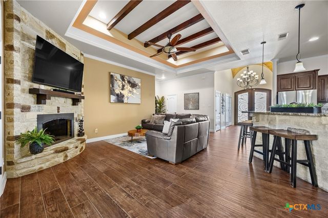 1010 Llewellyn Drive, Killeen, TX 76542