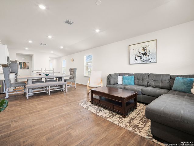 13218 DESANA SPGS, St Hedwig, TX 78152