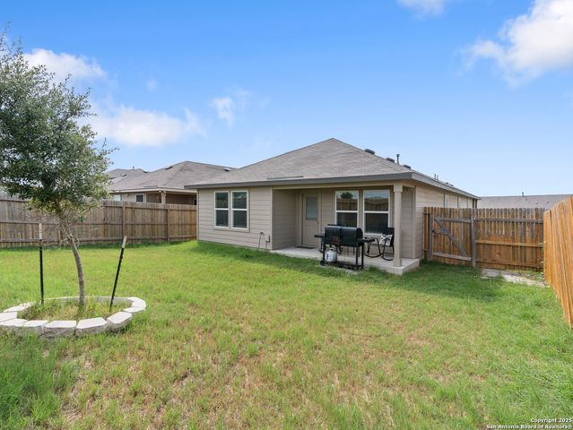 13218 DESANA SPGS, St Hedwig, TX 78152