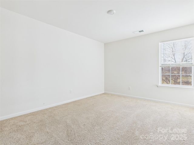 2032 Highland Knoll Drive, Charlotte, NC 28269