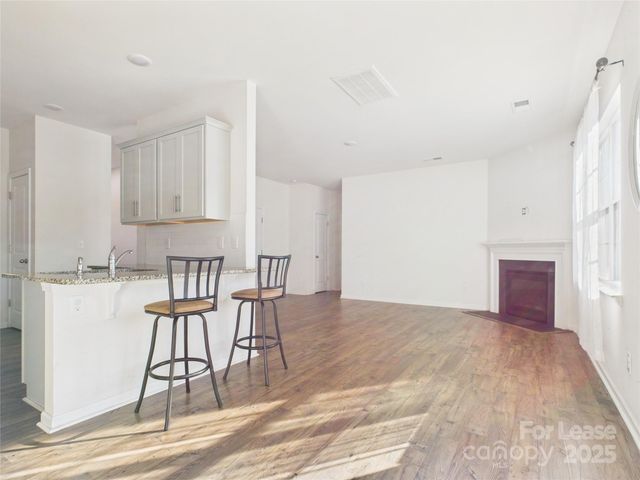 2032 Highland Knoll Drive, Charlotte, NC 28269