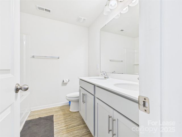 2032 Highland Knoll Drive, Charlotte, NC 28269