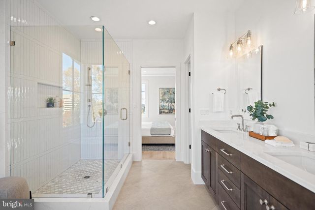 600 29TH RD S, Arlington, VA 22202