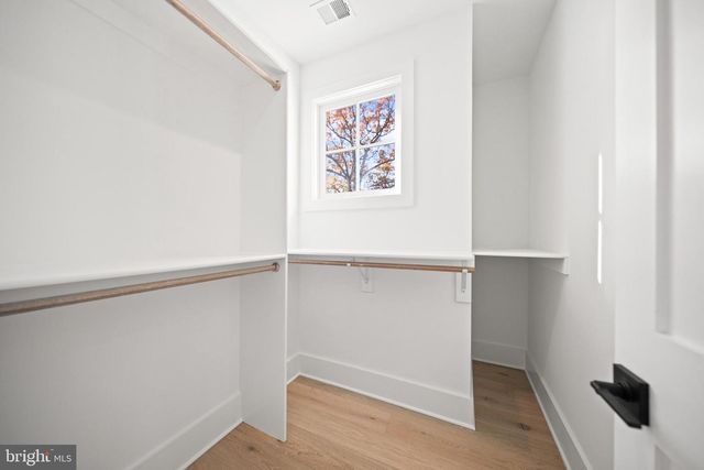 600 29TH RD S, Arlington, VA 22202