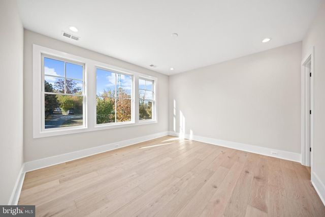 600 29TH RD S, Arlington, VA 22202