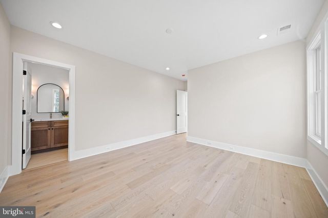 600 29TH RD S, Arlington, VA 22202