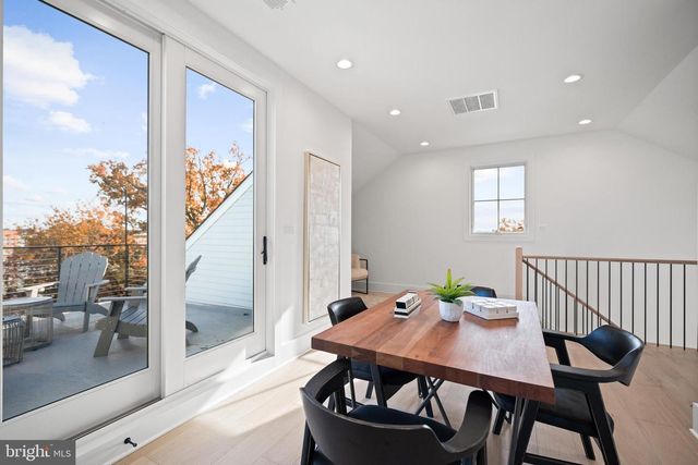 600 29TH RD S, Arlington, VA 22202