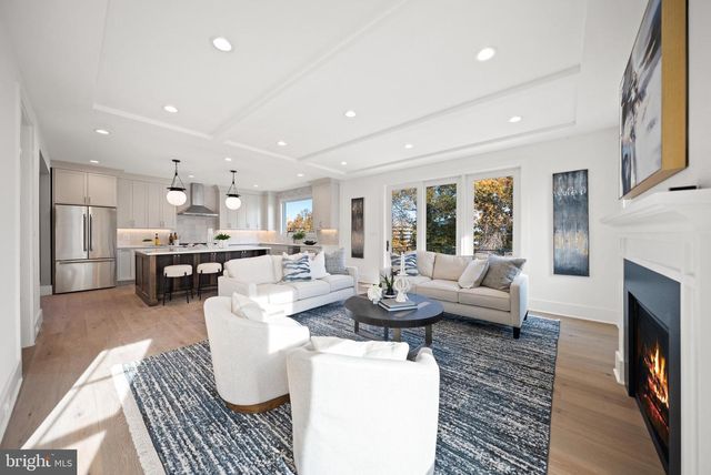 600 29TH RD S, Arlington, VA 22202