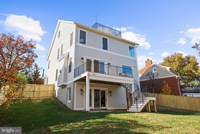 600 29TH RD S, Arlington, VA 22202