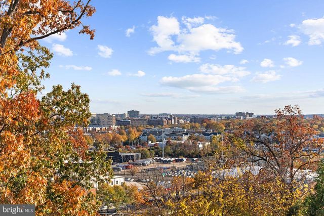 600 29TH RD S, Arlington, VA 22202