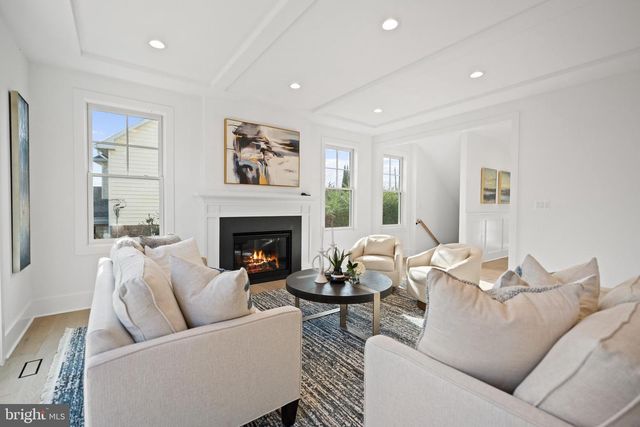 600 29TH RD S, Arlington, VA 22202