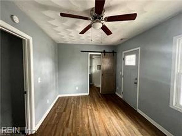 706 W 27th ST, Norfolk, VA 23517