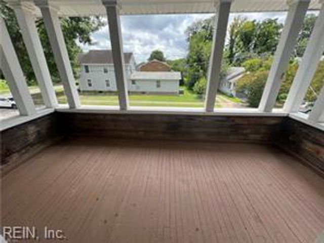 706 W 27th ST, Norfolk, VA 23517