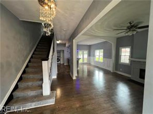 706 W 27th ST, Norfolk, VA 23517