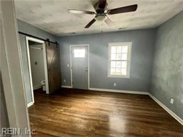 706 W 27th ST, Norfolk, VA 23517