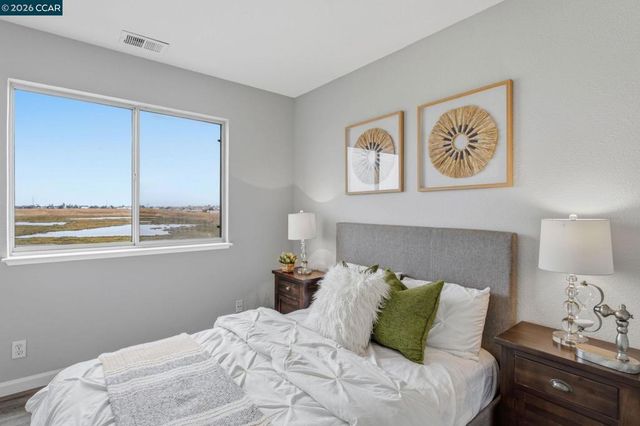 15351 Bittern Ct, San Leandro, CA 94579