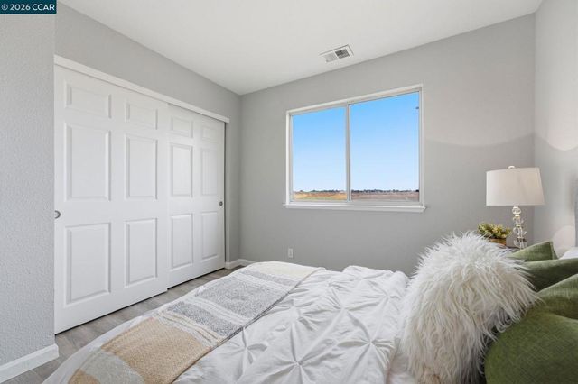 15351 Bittern Ct, San Leandro, CA 94579