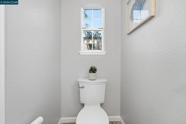 15351 Bittern Ct, San Leandro, CA 94579