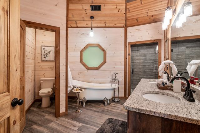 48 Green Ridge Road, Blue Ridge, GA 30513