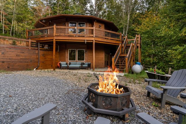 48 Green Ridge Road, Blue Ridge, GA 30513