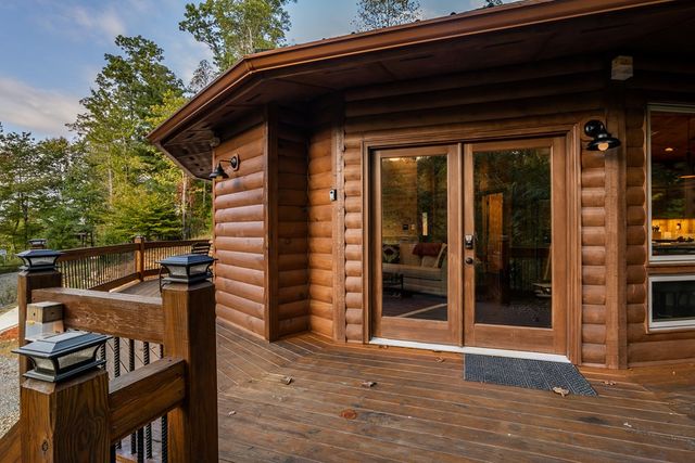 48 Green Ridge Road, Blue Ridge, GA 30513