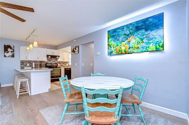 9625 COMMODORE DRIVE, Seminole, FL 33776