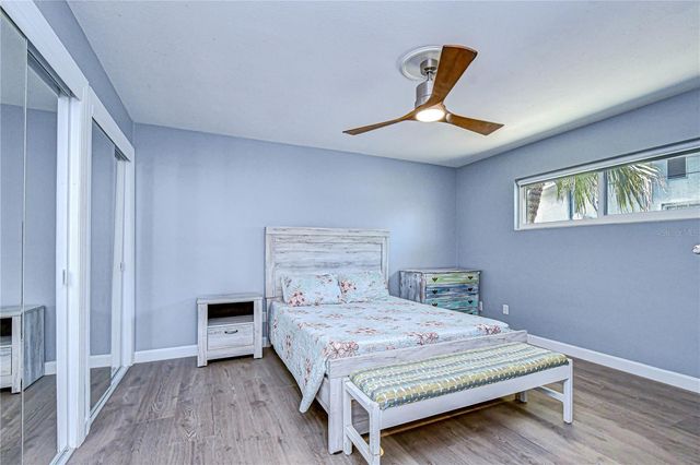 9625 COMMODORE DRIVE, Seminole, FL 33776