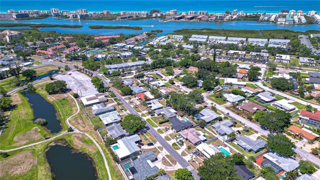 9625 COMMODORE DRIVE, Seminole, FL 33776