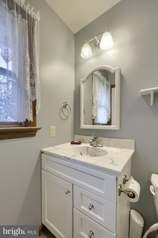 581 STEHMAN CHURCH RD, Millersville, PA 17551