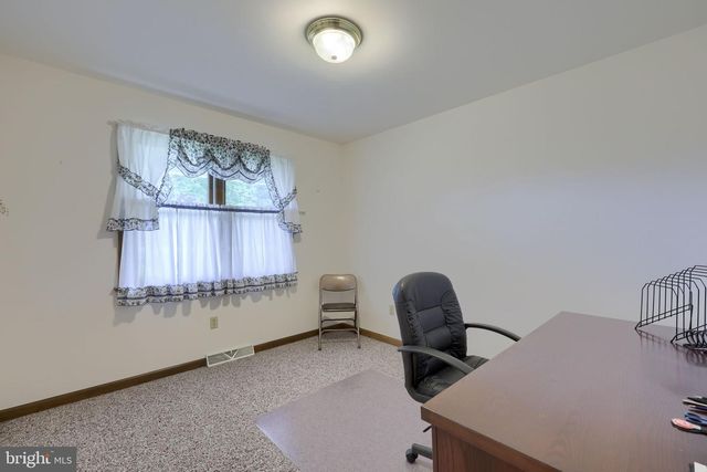 581 STEHMAN CHURCH RD, Millersville, PA 17551