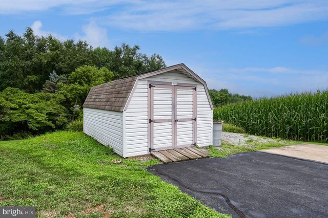 581 STEHMAN CHURCH RD, Millersville, PA 17551