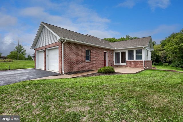 581 STEHMAN CHURCH RD, Millersville, PA 17551