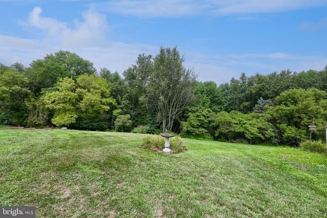 581 STEHMAN CHURCH RD, Millersville, PA 17551