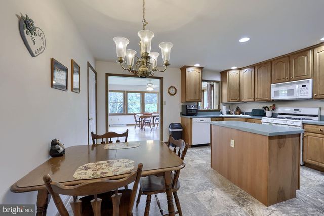 581 STEHMAN CHURCH RD, Millersville, PA 17551