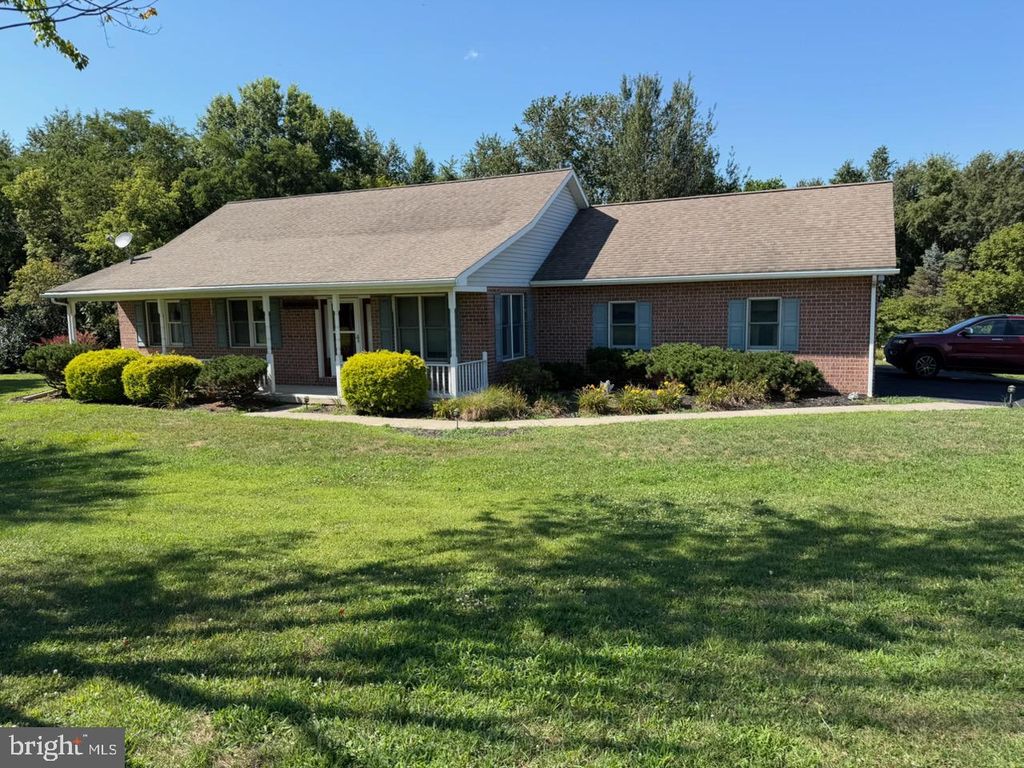 581 STEHMAN CHURCH RD, Millersville, PA 17551