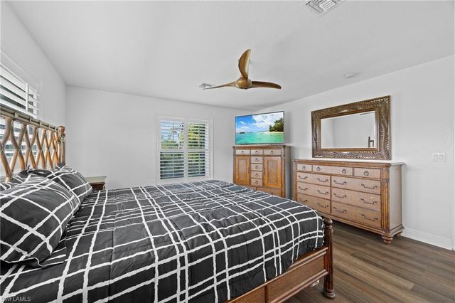 4955 Mederia LN, Estero, FL 33928