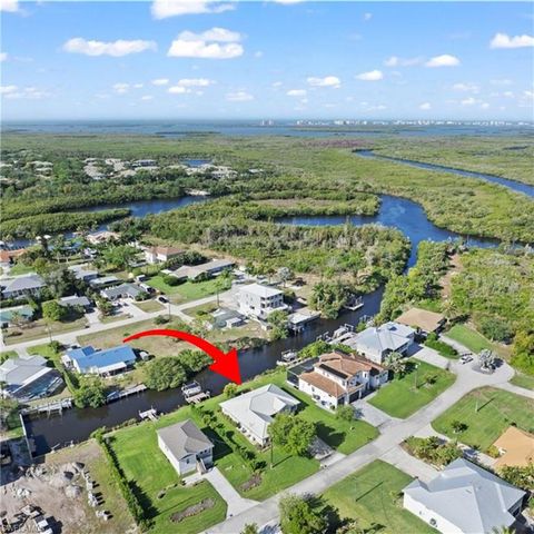 4955 Mederia LN, Estero, FL 33928